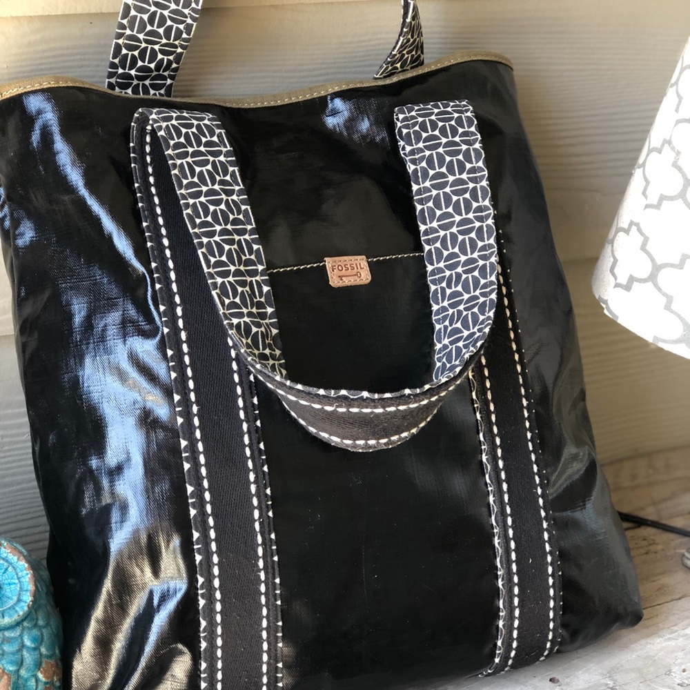 Fossil Key per waxed canvas tote with bag